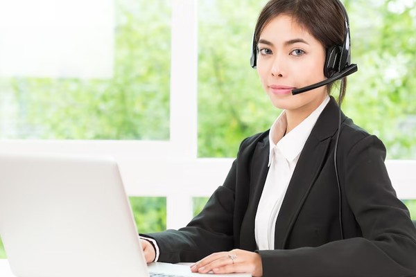 Hỗ trợ khách hàng 24/7 win13