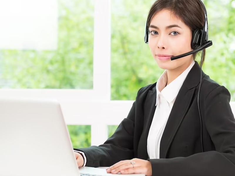 Hình ảnh hỗ trợ khách hàng Win13